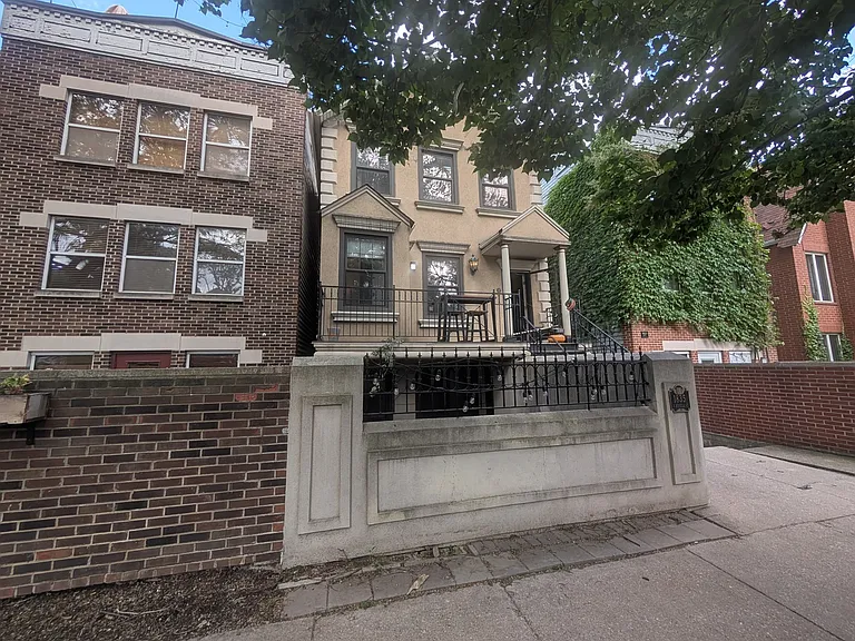 1835 N Bissell St #3F — Photo 1