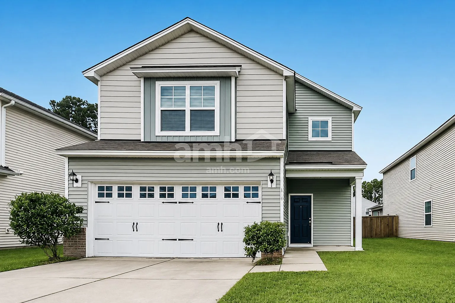 4 bed, 2.5 bath, 2098 sqft, $2,500 — Photo 1