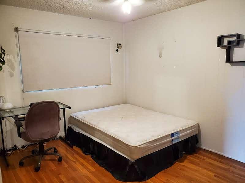 1st image of 2805 Columbia St #5