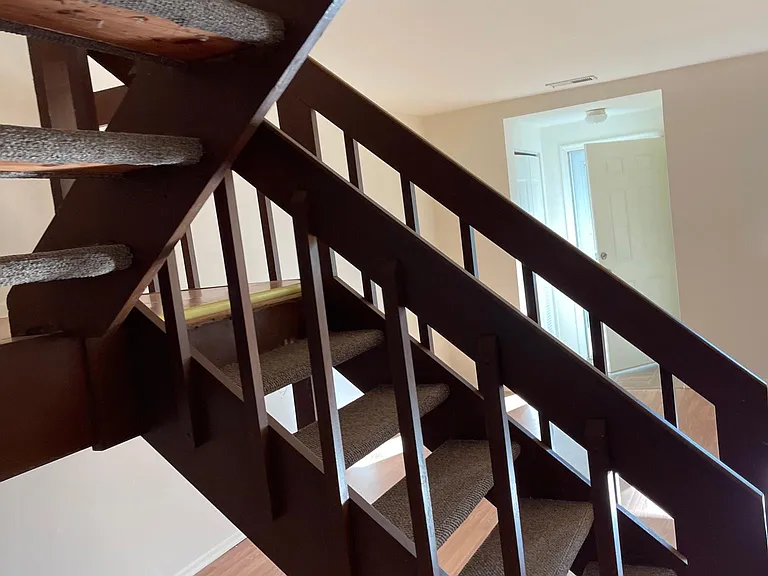 2815 Forsythia Ct — Photo 8