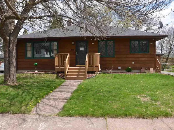 316 18th St, Cloquet, MN 55720
