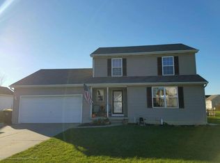 1103 Lois Ln, Saint Johns, MI