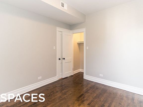 4th image of 2631 N Mozart St #1