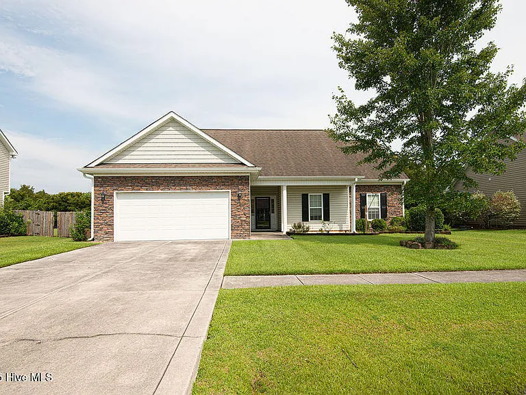 238 Silver Hills Dr — Photo 1