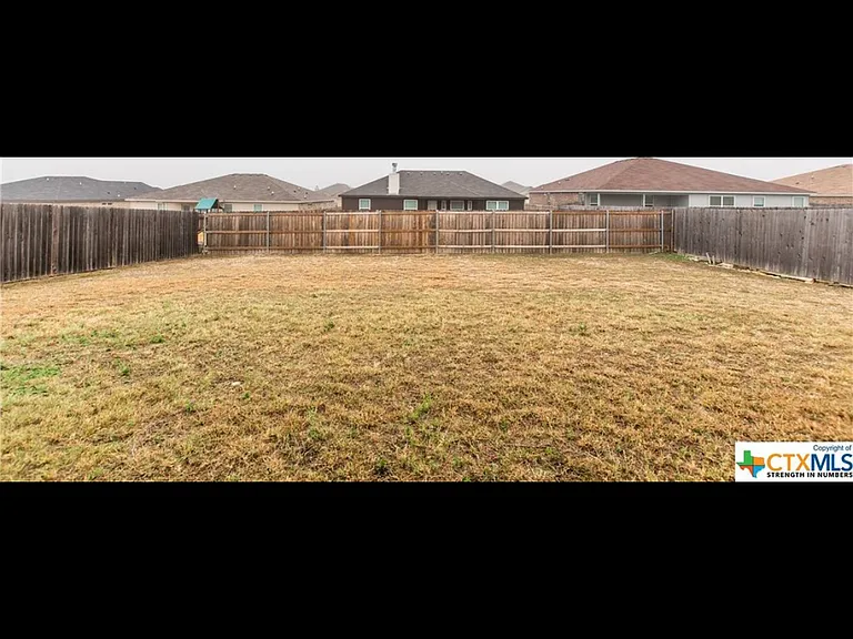 6806 Black Springs Dr — Photo 18