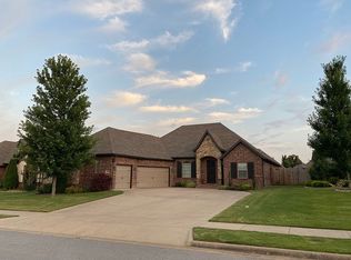 3201 SW Joshua Ave, Bentonville, AR 72713