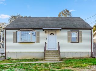 65 Dobson St, Bridgeport, CT 06606