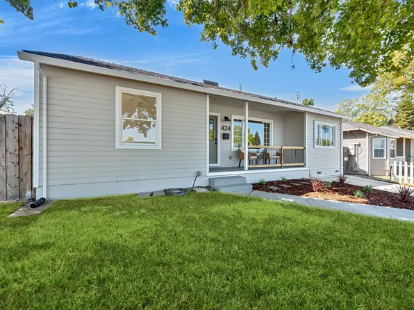 424 Stanford Ave, Roseville, CA 95678