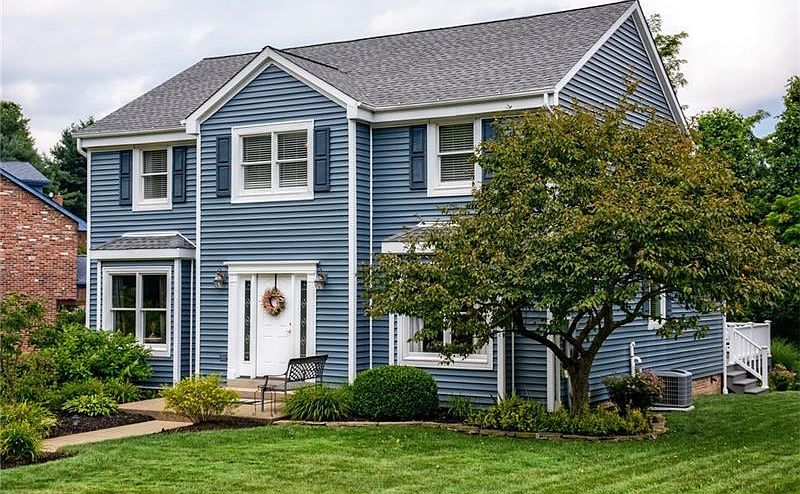 1st image of 427 Tyburn Dr