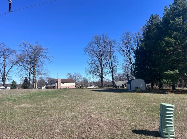 S Hillcrest Dr, Rockville, IN 47872