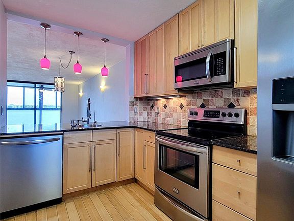 5th image of 114 Lake Emerald Drive #401