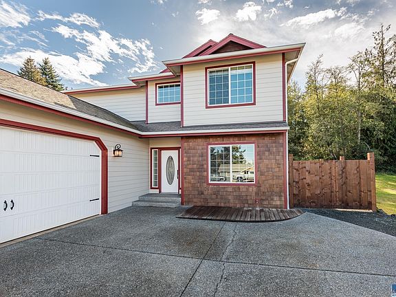 4th image of 228 Juniper Ln