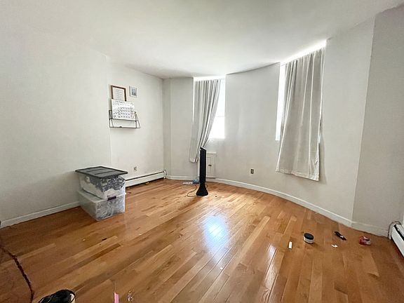 4th image of 670 Massachusetts Ave APT 1A