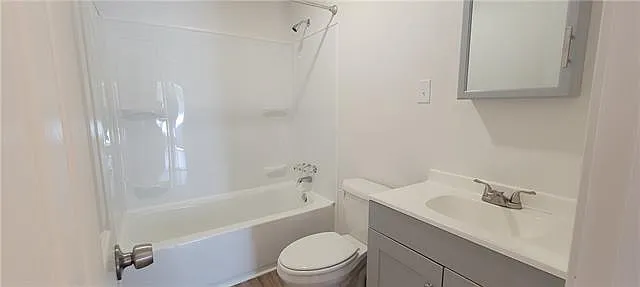8009 Karen St — Photo 7
