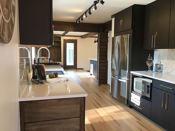 5th image of 21201 Erben St