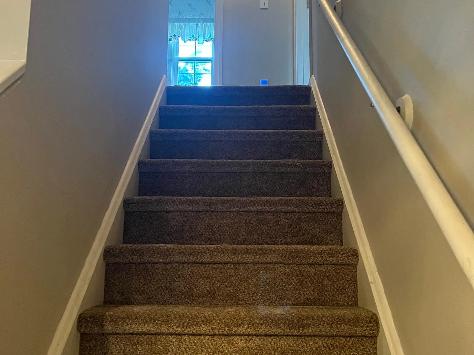 2605 Albany Ave — Photo 2