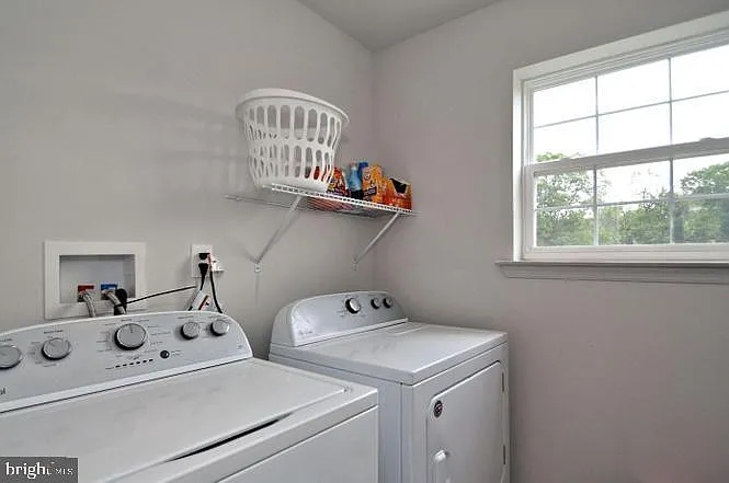 3002 Davenport Way — Photo 20