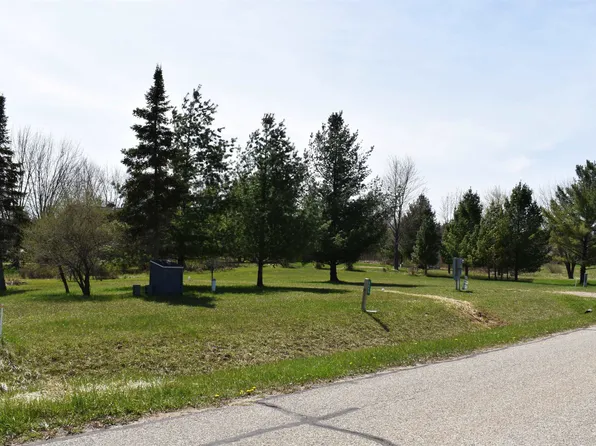 5445 Winchester Way, Gladwin, MI 48624