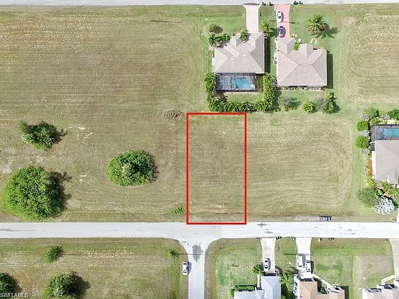 4th image of 200 NW 24th Pl
