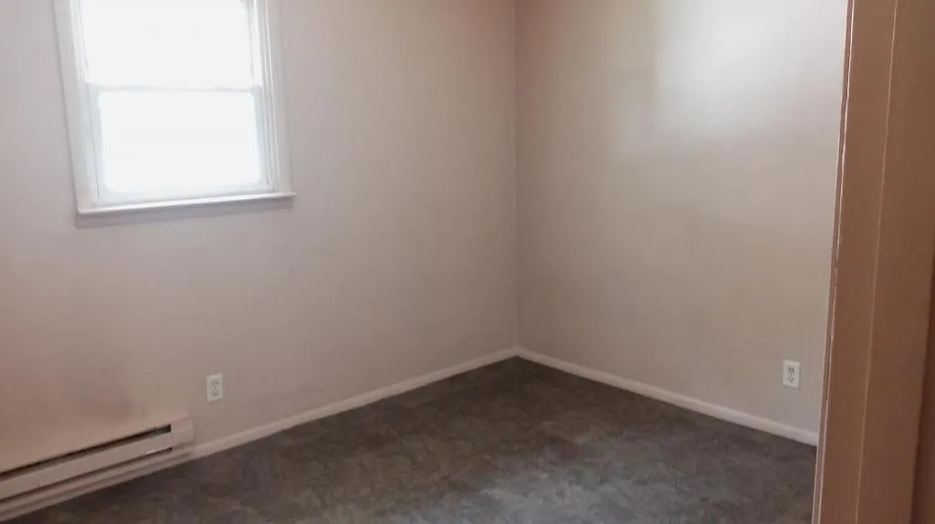 216 S. 2nd St., Dunkirk, IN — Photo 3