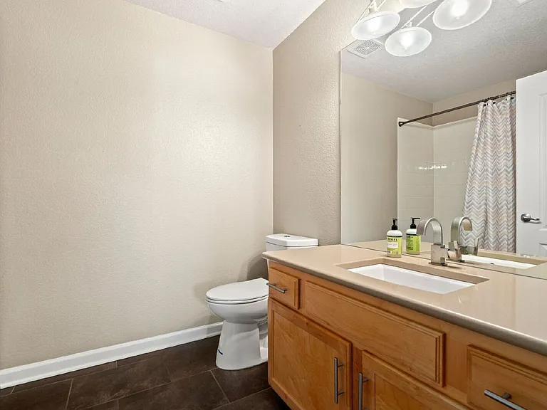 4635 Hahns Peak Dr #204 — Photo 16