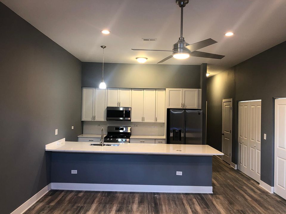 1st image of 4836 S Michigan Ave #1