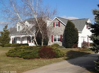 6372 Greenbriar Ln, Fayetteville, PA 17222