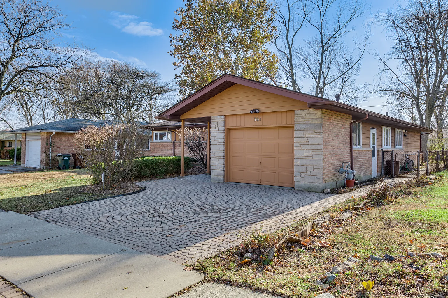361 Westgate Dr photo 1
