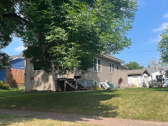 5th image of 434 N 78th Ave W