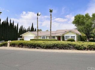 19176 Cronese Ln, Apple Valley, CA 92308