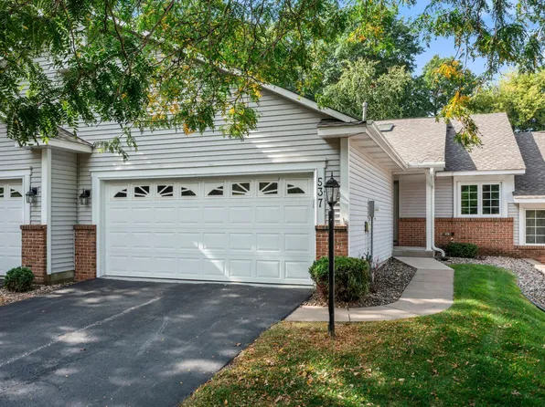537 Crestview Forest Dr S, Maplewood, MN 55119