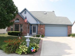 1253 Avalon Cir, Greenwood, IN