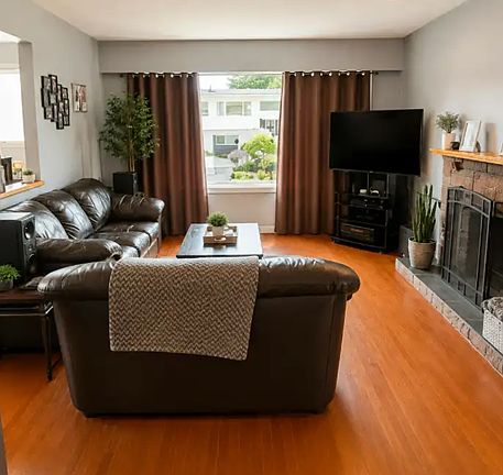 2nd image of 9173 Carver Cres #8