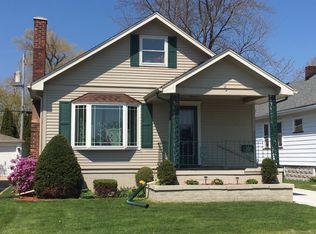 7628 10th Ave, Kenosha, WI 53143