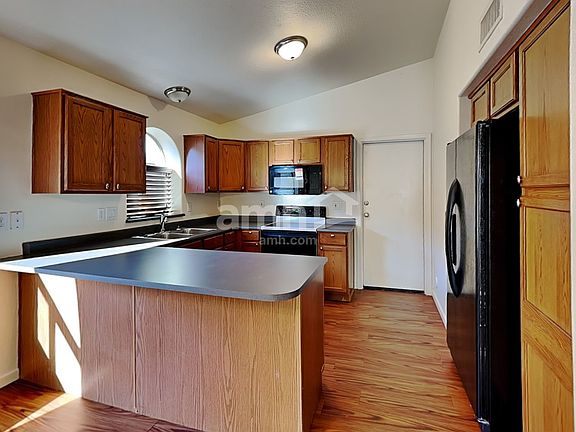3rd image of 555 N 167th Dr
