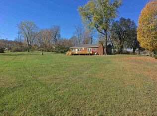 2761 Cherokee Dr, Morristown, TN 37814