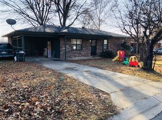 814 Meadow Lark Dr, Sallisaw, OK 74955