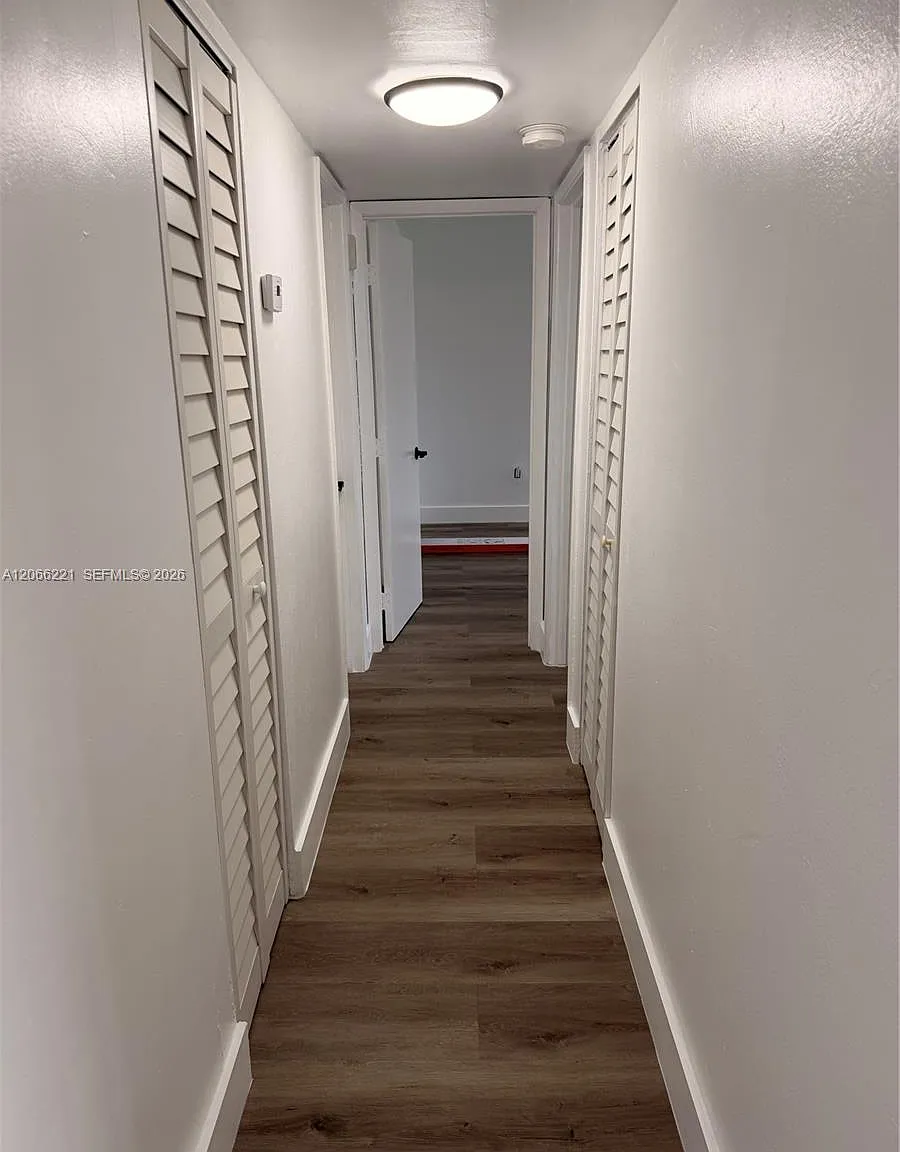 Pinebark Condo No 2 - Bld — Photo 4