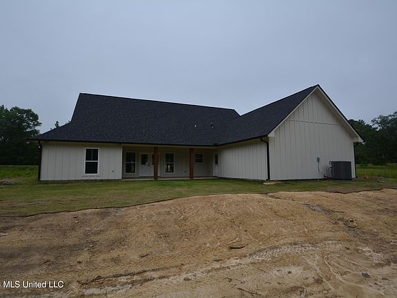 5th image of 2165 N State Highway 43