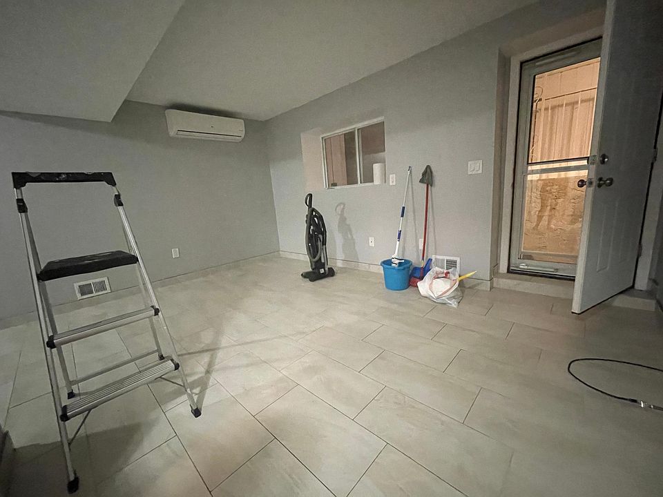 2nd image of 277 Yetman Ave #1A