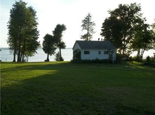 567 W Shore Rd, South Hero, VT 05486