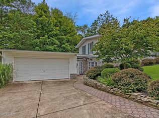 15 Druid Hills Dr, Shavertown, PA 18708