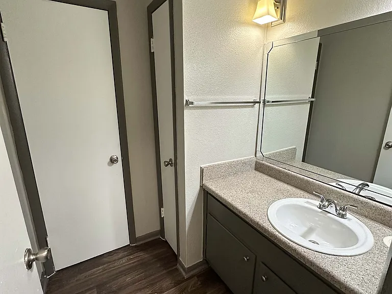 The Willows Apartments — Photo 6