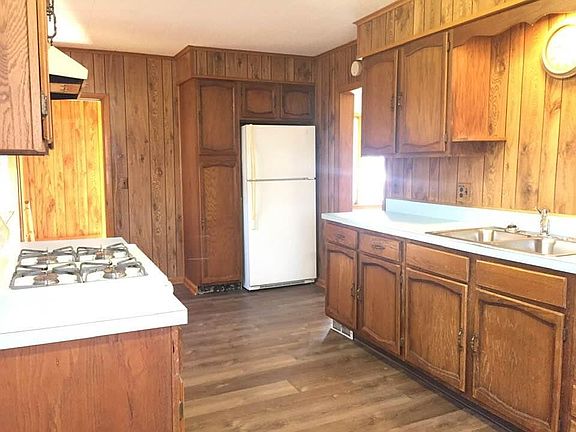 4th image of 1014 E 38th St