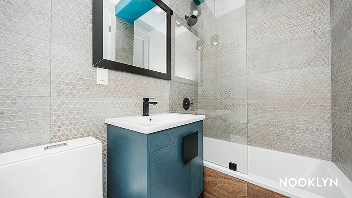 Rented by Nooklyn NYC LLC | media 24