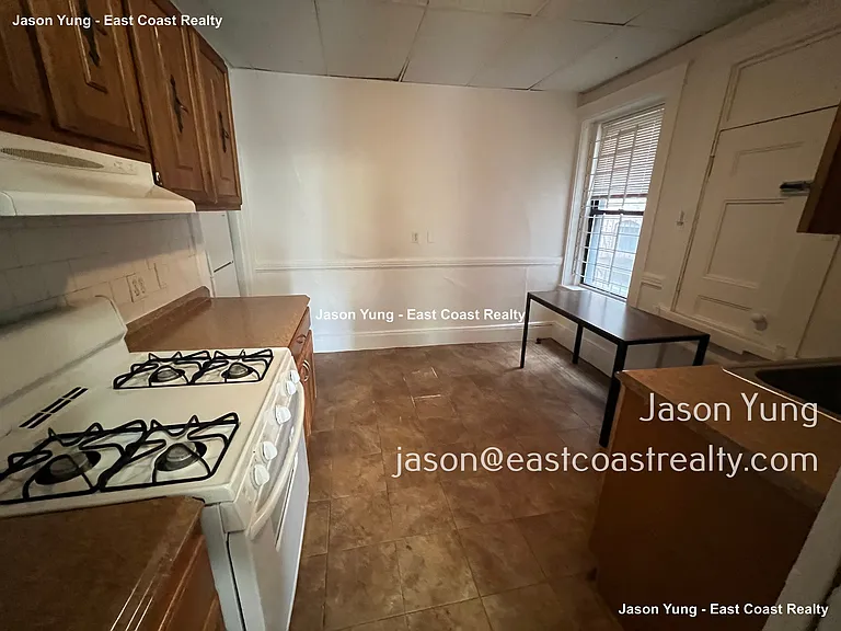 238 Hemenway St #10 — Photo 3