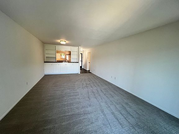 4th image of 608 Via Casitas