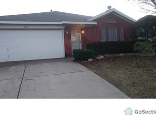 1924 Cedar Tree Dr, Fort Worth, TX 76131