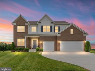 125 Volney Hill Rd, Shenandoah Junction, WV 25442