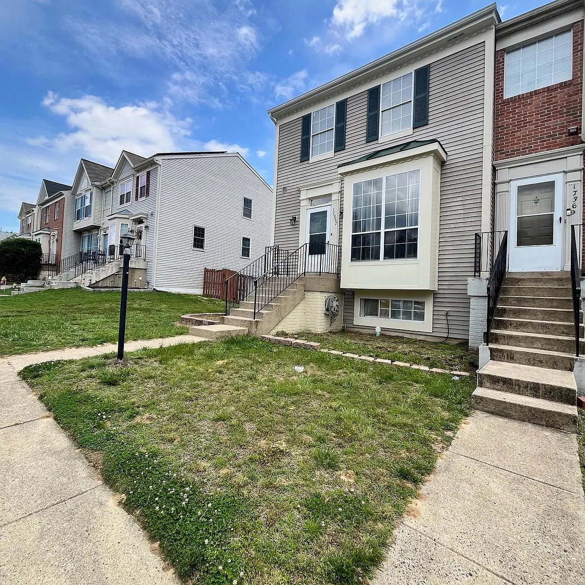3 bed, 2.5 bath, 1486 sqft, $2,500 — Photo 3